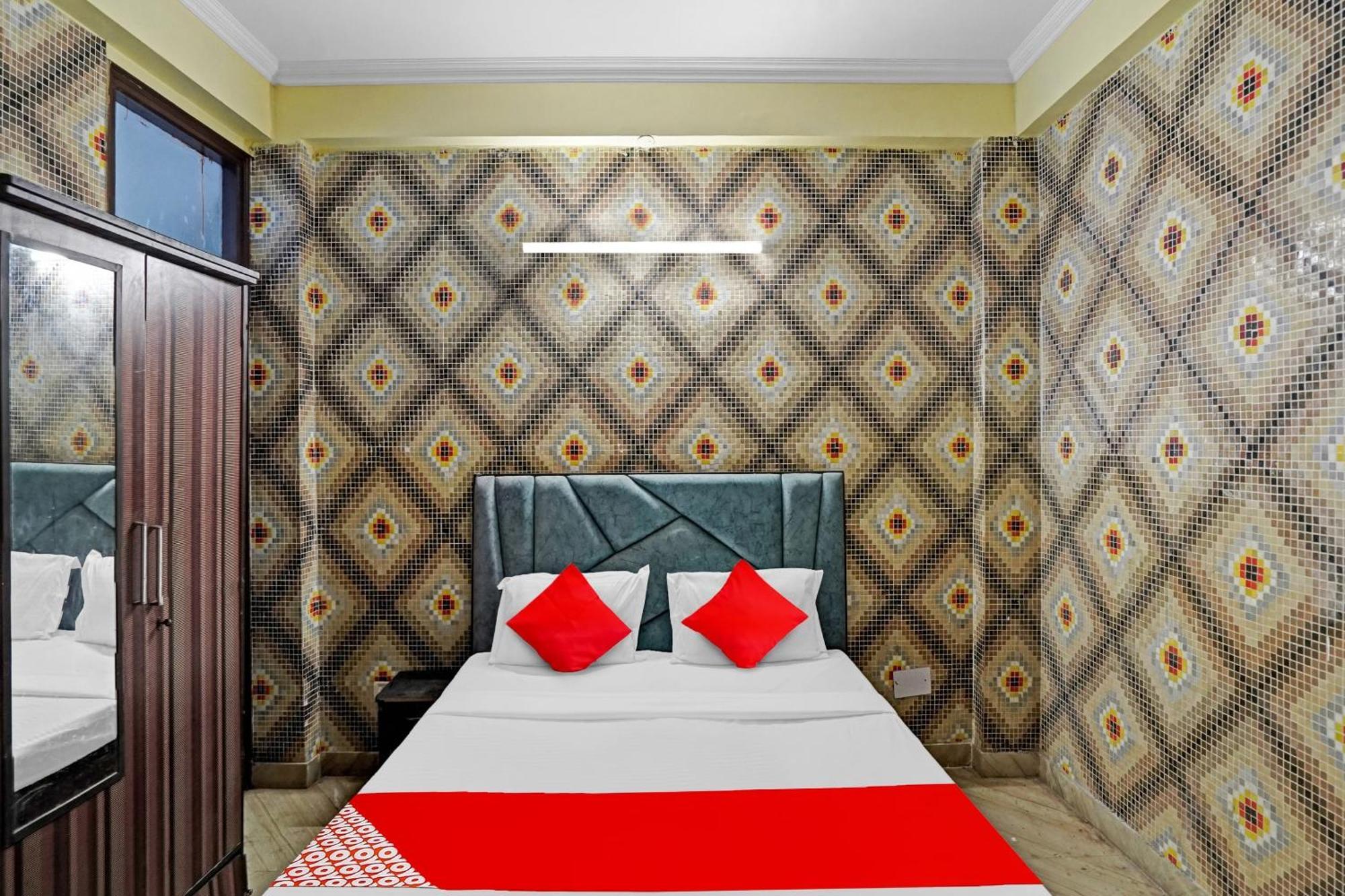 Hotel O Park View 诺伊达 外观 照片